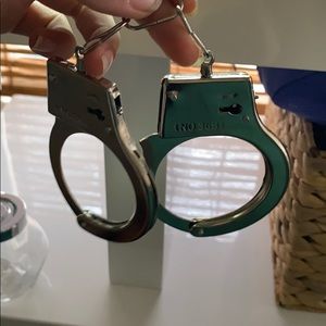 Play handcuffs